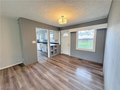 1723 Lander Road Mayfield Heights OH 44124