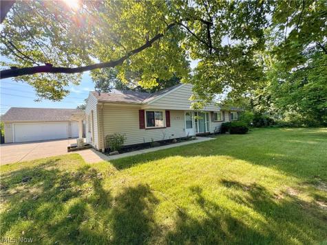 1723 Lander Road Mayfield Heights OH 44124