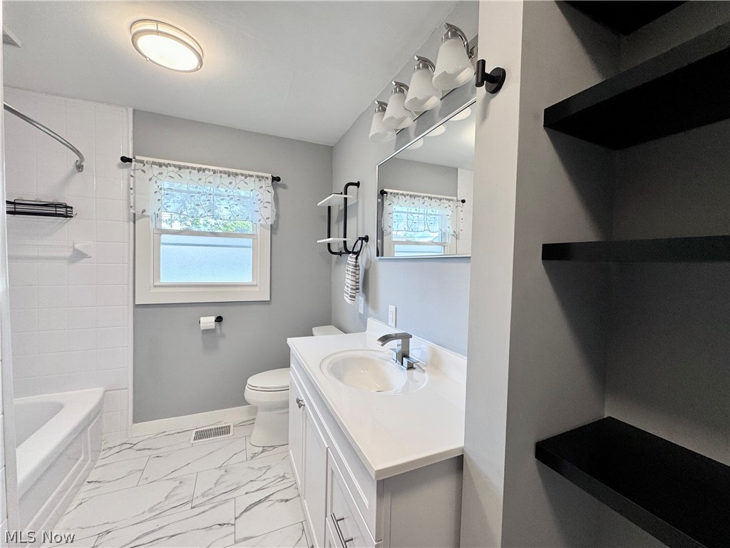 1723 Lander Road Mayfield Heights OH 44124