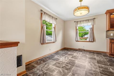 1107 Lynbrook Street SE North Canton OH 44720