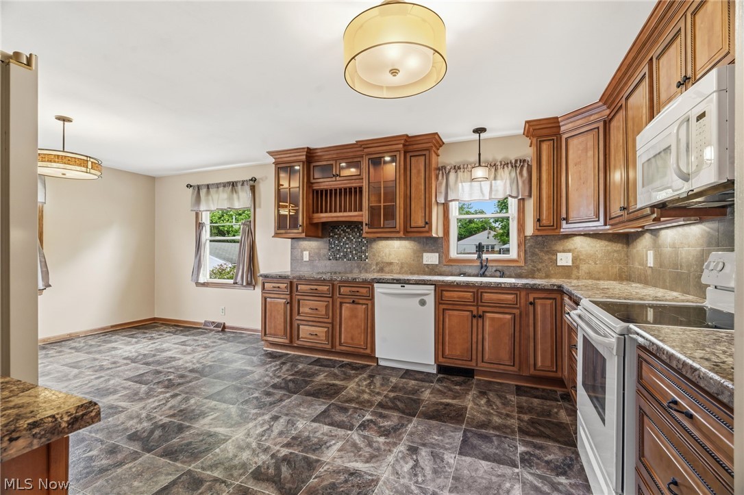 1107 Lynbrook Street SE North Canton OH 44720