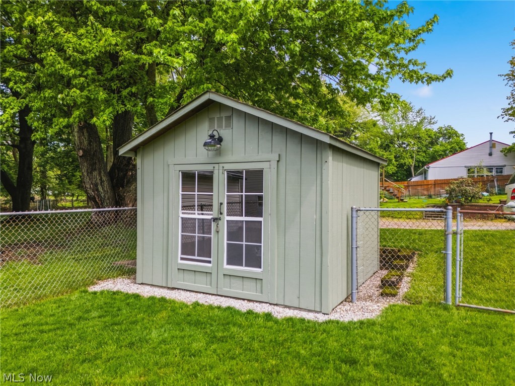 1107 Lynbrook Street SE North Canton OH 44720