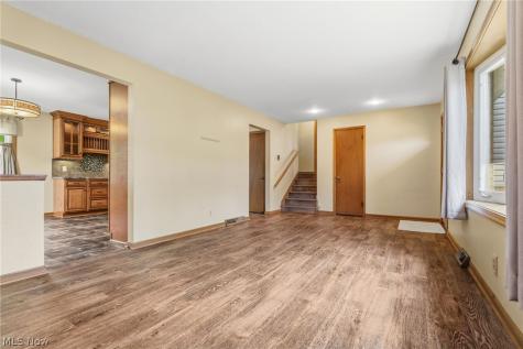 1107 Lynbrook Street SE North Canton OH 44720