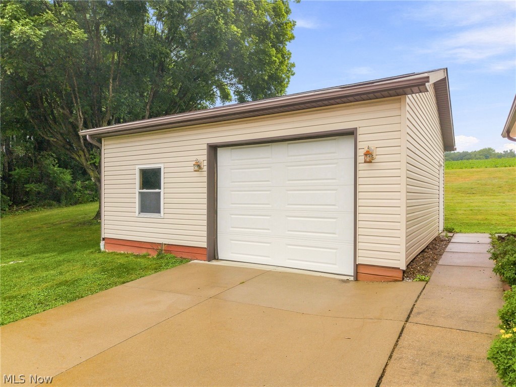 26142 Us Route 30 East Rochester OH 44625