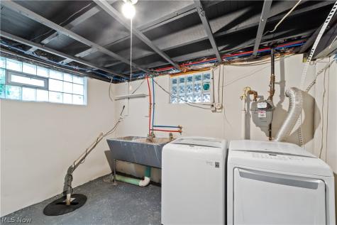 3429 W 126th Street Cleveland OH 44111