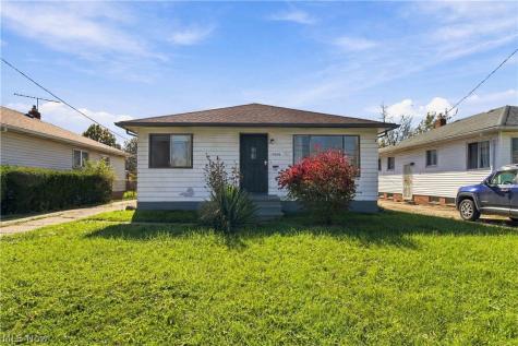16006 Seville Road Cleveland OH 44128