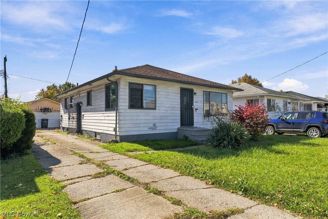16006 Seville Road Cleveland OH 44128