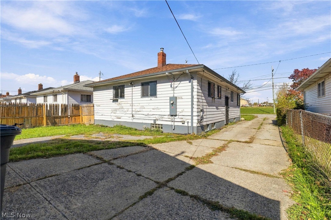 16006 Seville Road Cleveland OH 44128