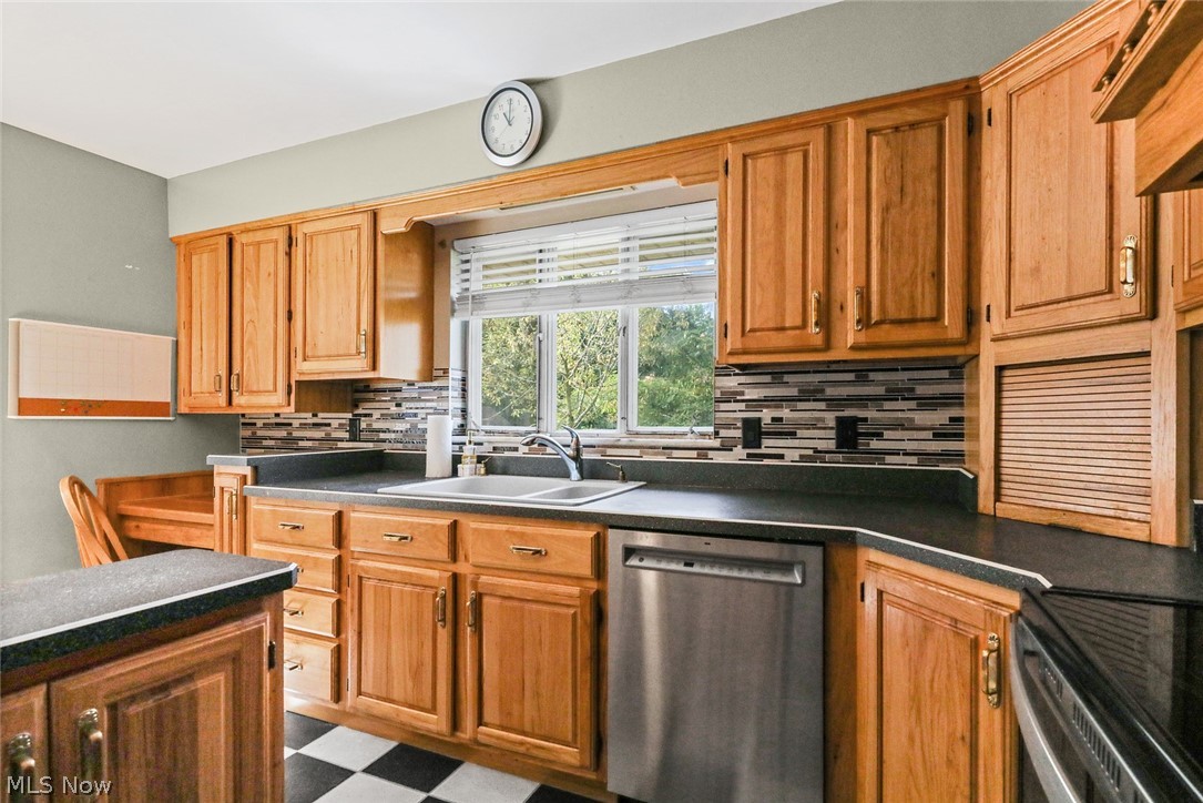 4695 W Ridgewood Drive Parma OH 44134