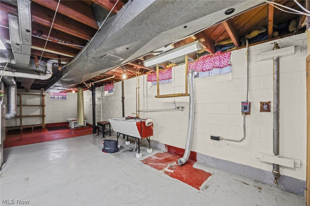4695 W Ridgewood Drive Parma OH 44134