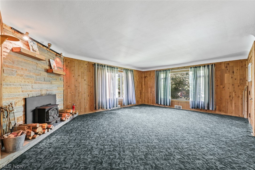 4695 W Ridgewood Drive Parma OH 44134