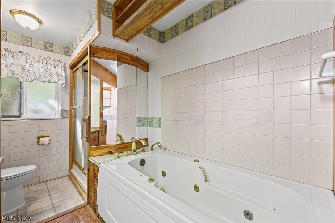 4695 W Ridgewood Drive Parma OH 44134