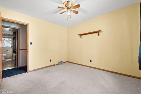 4695 W Ridgewood Drive Parma OH 44134