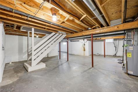 6202 2nd Avenue Kent OH 44240