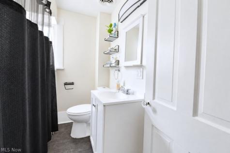 149 E Walnut Avenue Painesville OH 44077