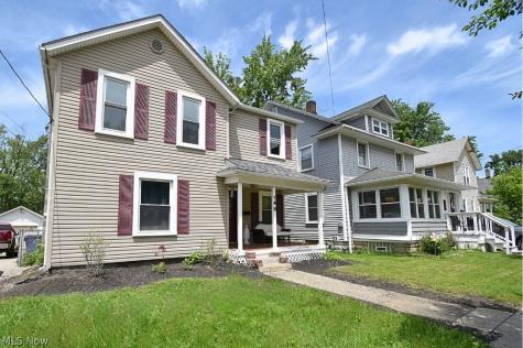 149 E Walnut Avenue Painesville OH 44077