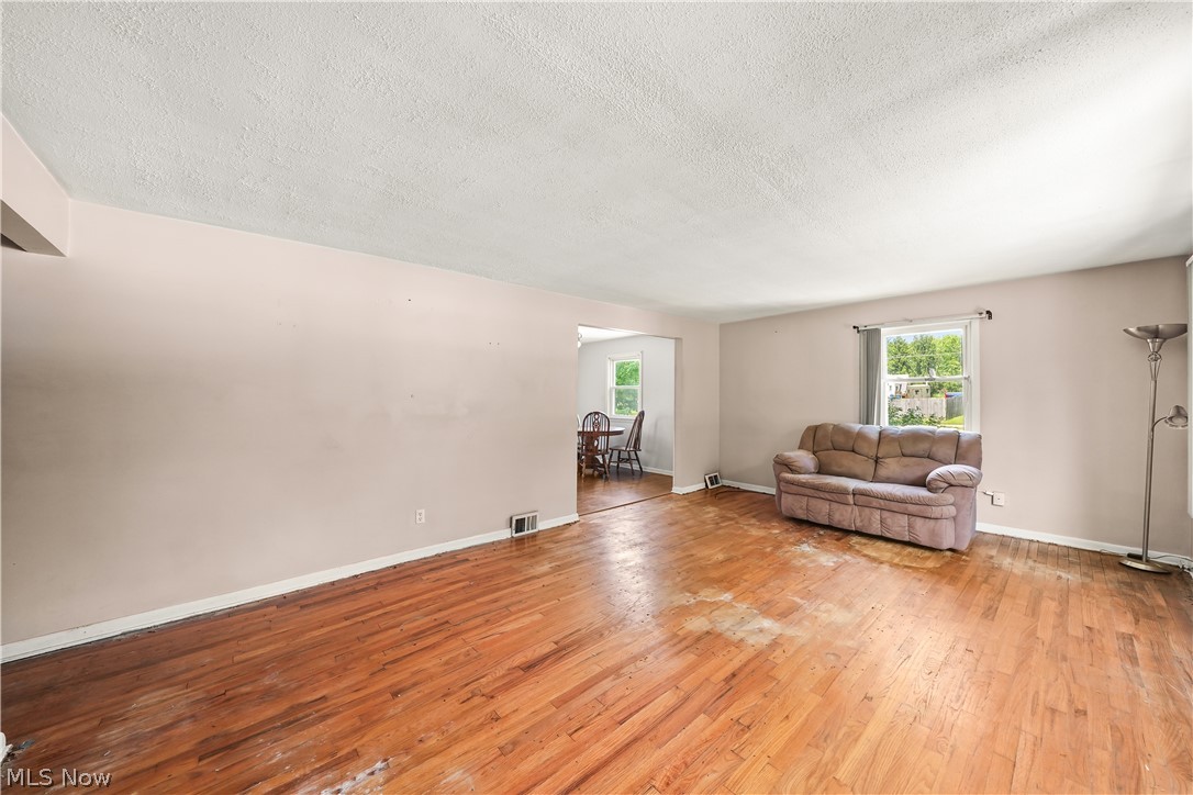 6186 Stone Road Hudson OH 44236