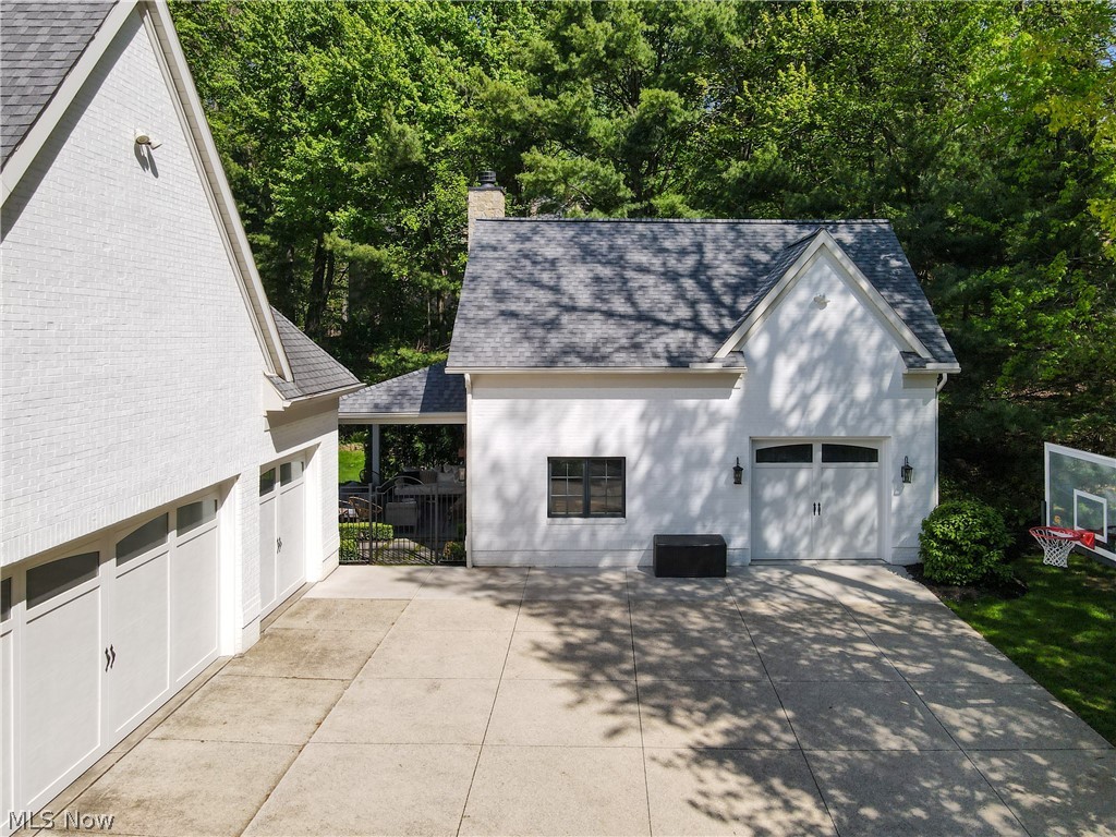 3773 Mapleleaf Hill Akron OH 44333
