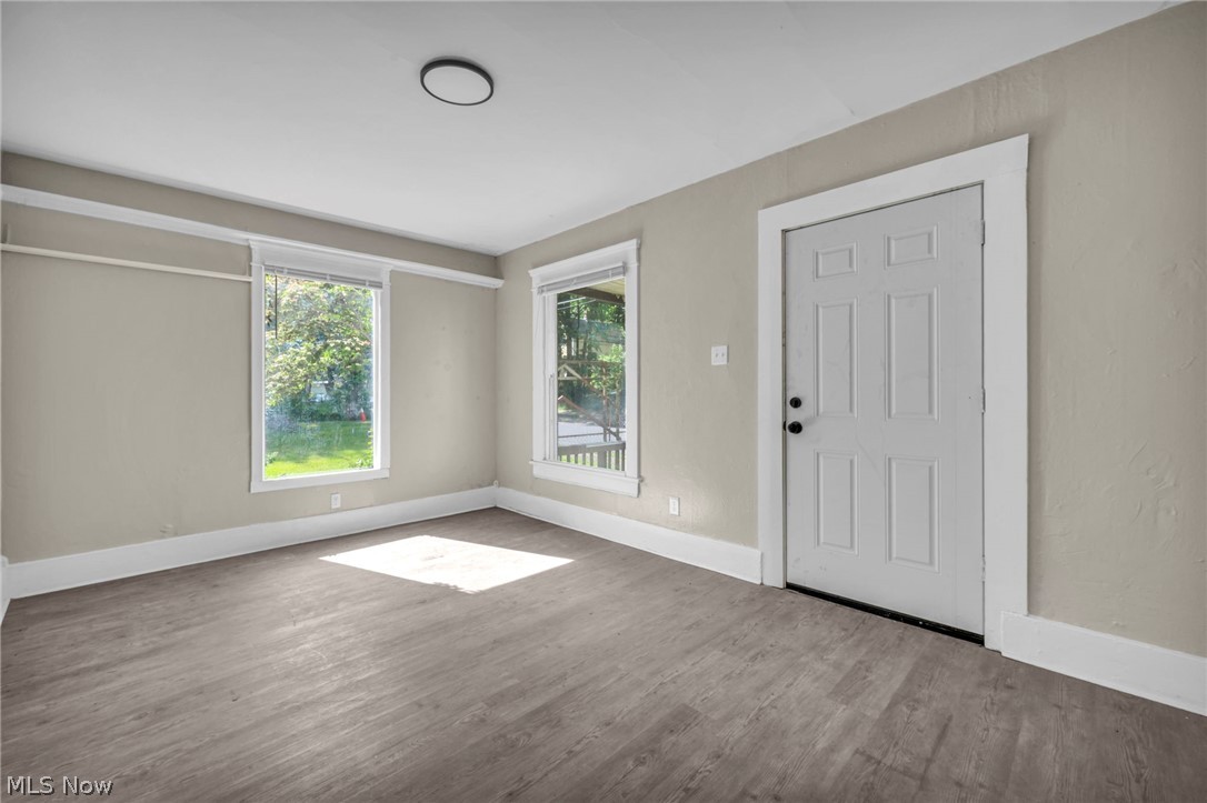 357 N Adams Street Akron OH 44304