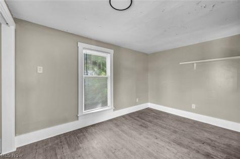 357 N Adams Street Akron OH 44304