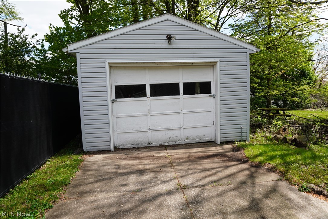 483 17th Street NW Barberton OH 44203