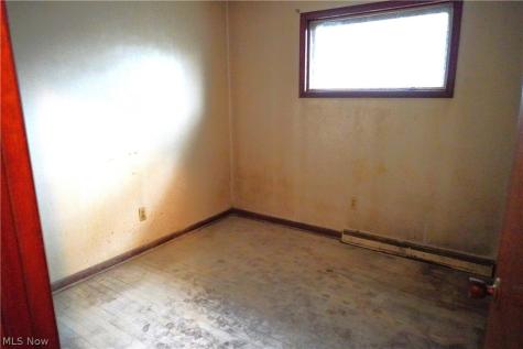 483 17th Street NW Barberton OH 44203