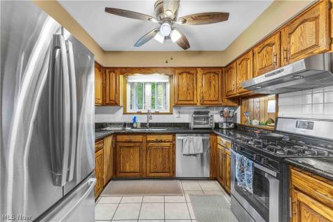 236 E 5th Avenue Berea OH 44017
