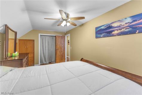 236 E 5th Avenue Berea OH 44017