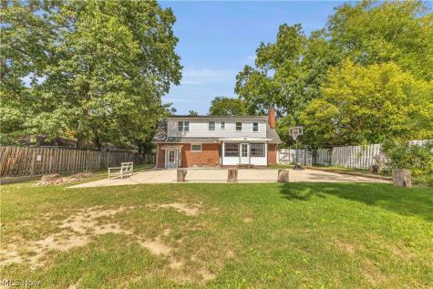 236 E 5th Avenue Berea OH 44017