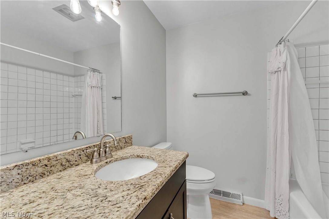 8834 Arrowood Court Mentor OH 44060