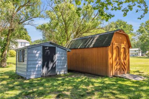8834 Arrowood Court Mentor OH 44060