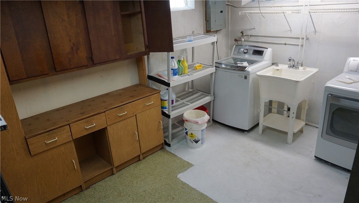 5716 Champaign Avenue Brook Park OH 44142