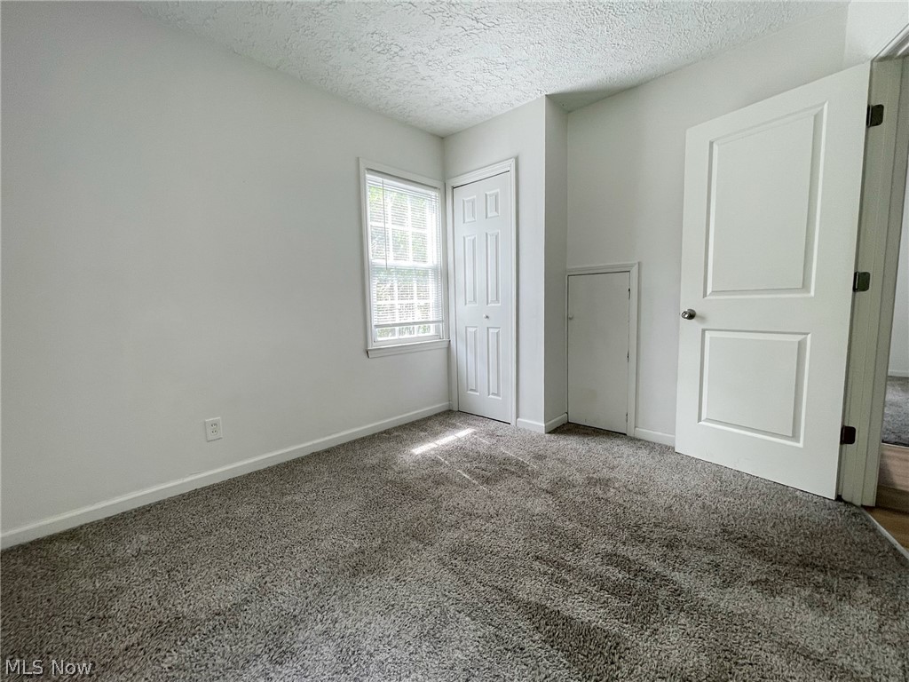1731 Thornapple Avenue Akron OH 44301