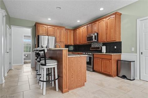 2541 Turf Paradise Drive Stow OH 44224