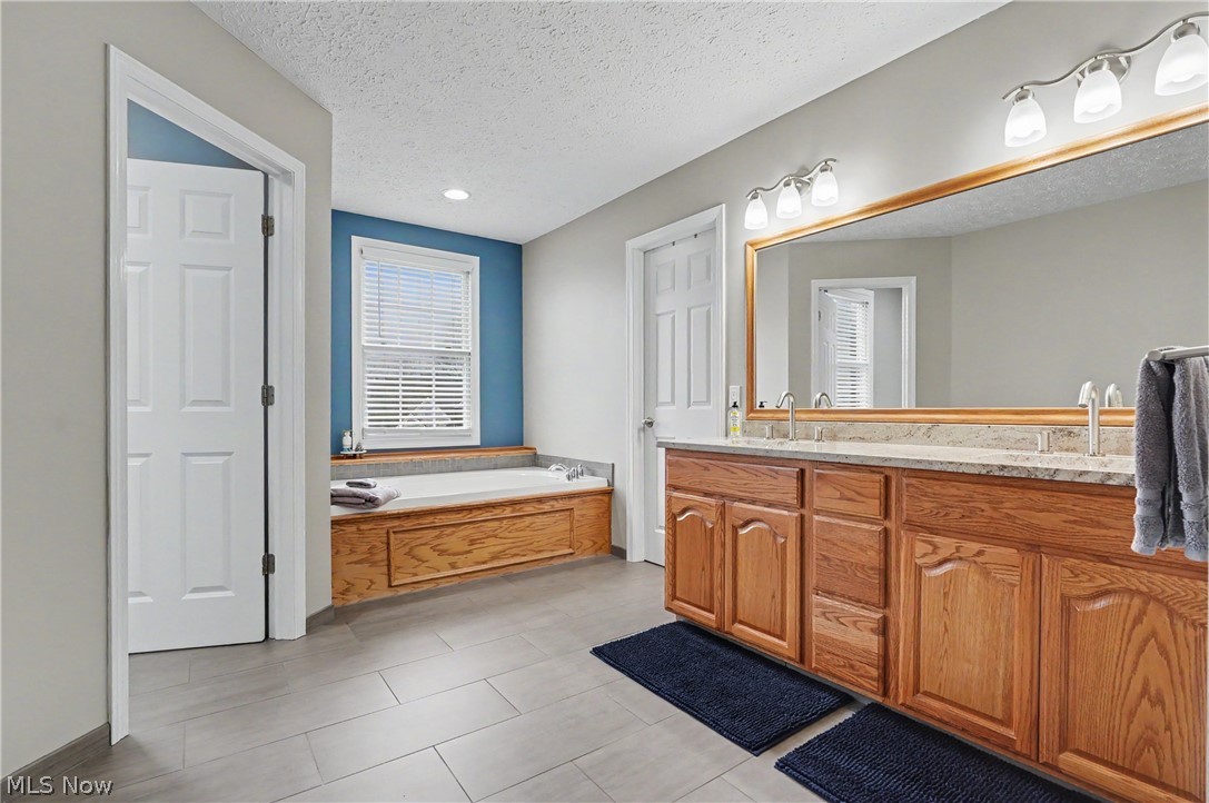 2541 Turf Paradise Drive Stow OH 44224