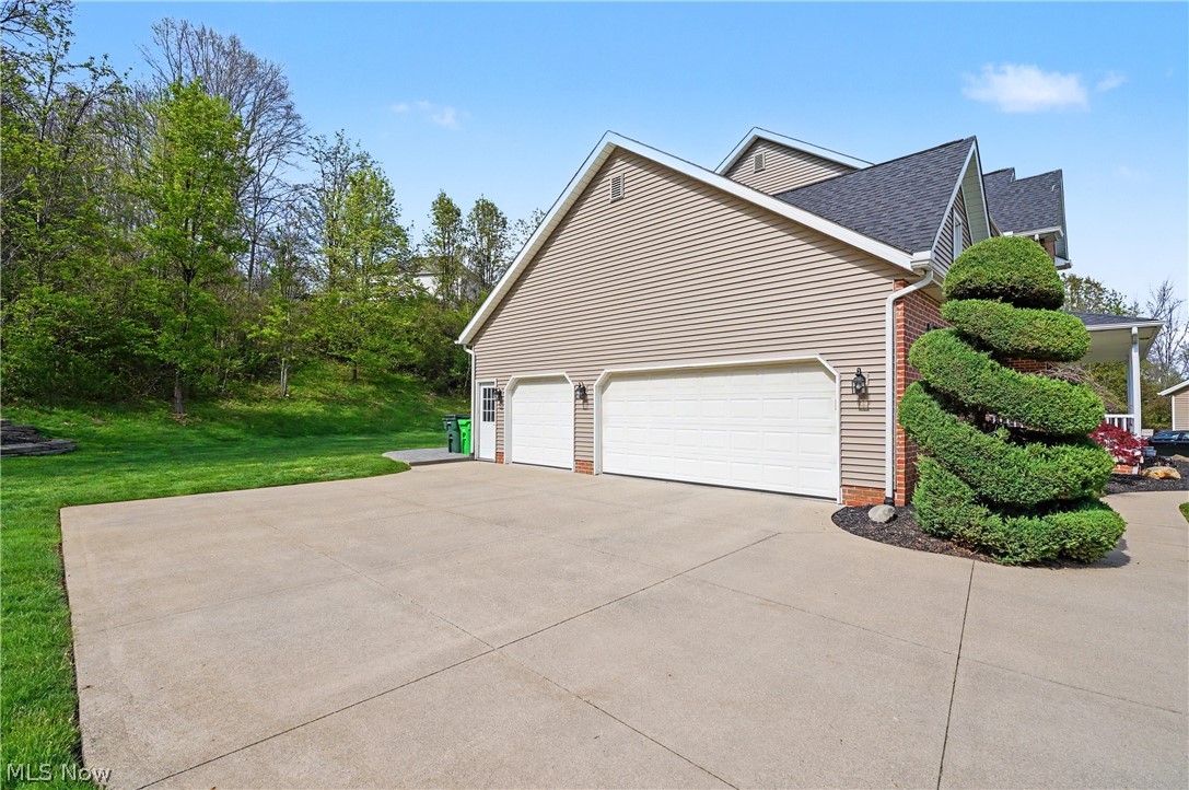 2541 Turf Paradise Drive Stow OH 44224