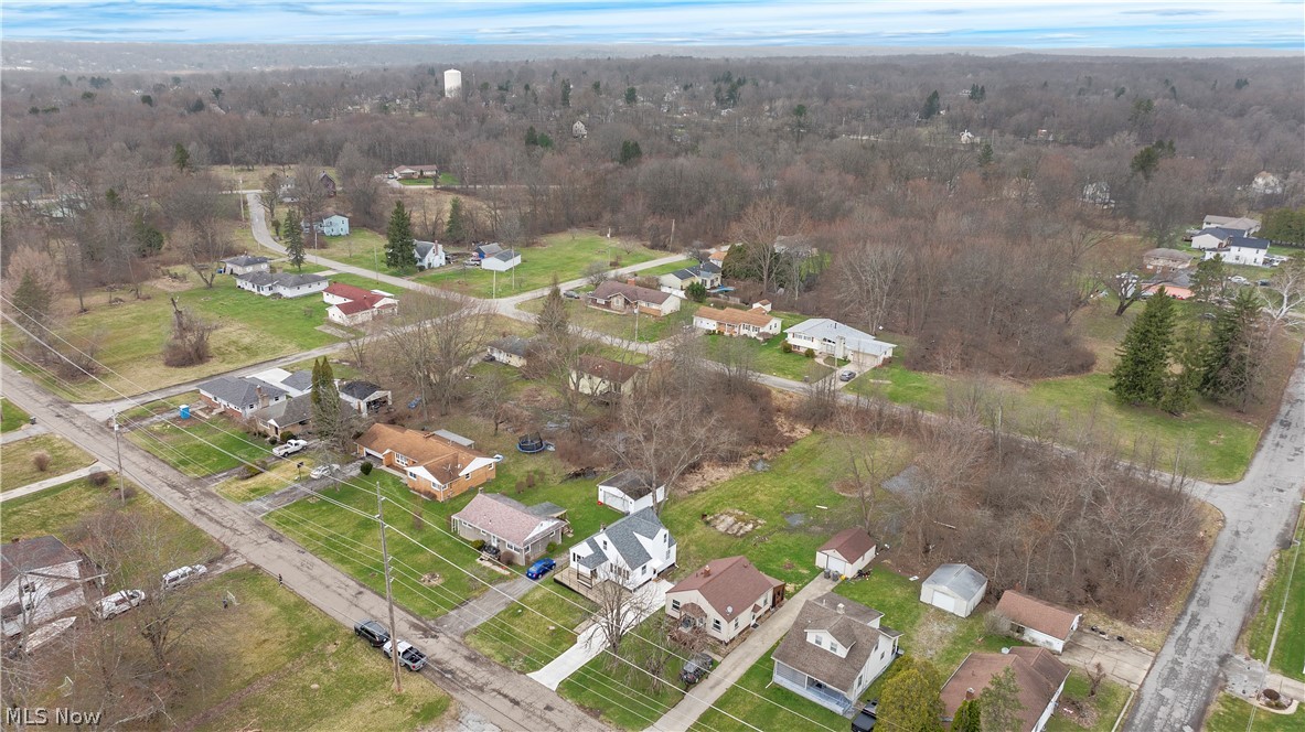 2526 Stocker Avenue Youngstown OH 44505