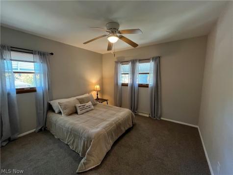 877 Burbank Avenue Akron OH 44305