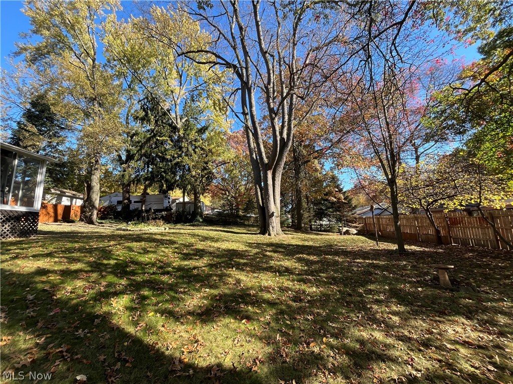 877 Burbank Avenue Akron OH 44305