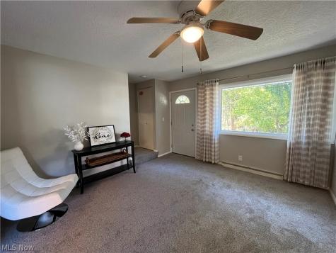 877 Burbank Avenue Akron OH 44305