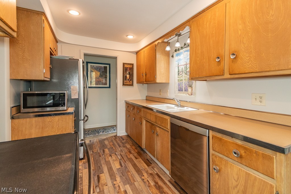 565 Bassett Road Bay Village OH 44140