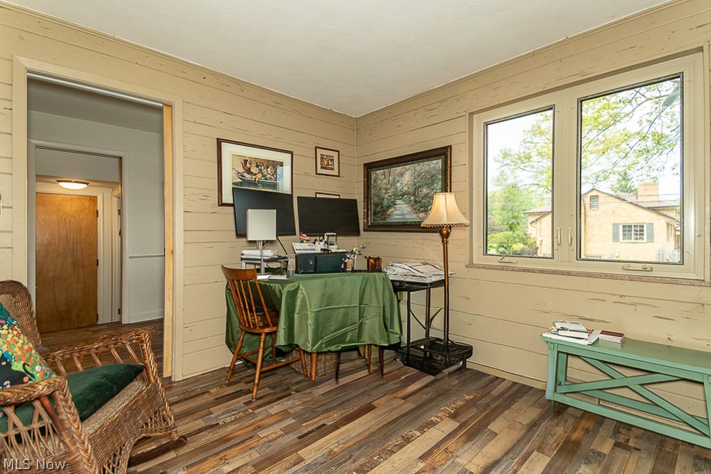 565 Bassett Road Bay Village OH 44140