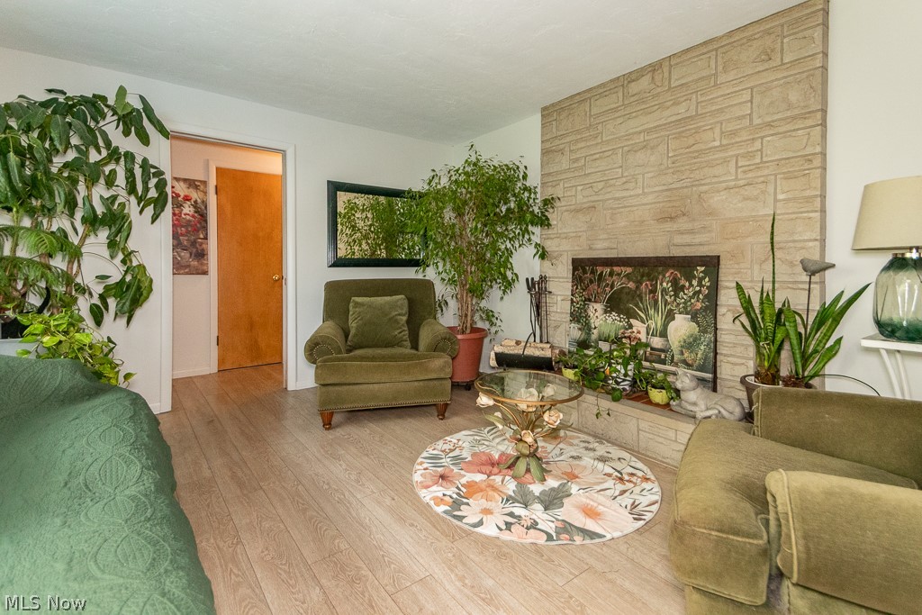 565 Bassett Road Bay Village OH 44140