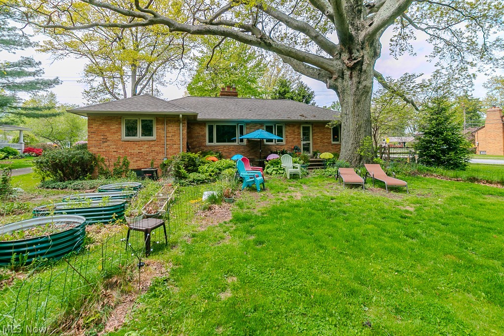 565 Bassett Road Bay Village OH 44140