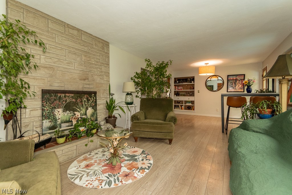 565 Bassett Road Bay Village OH 44140