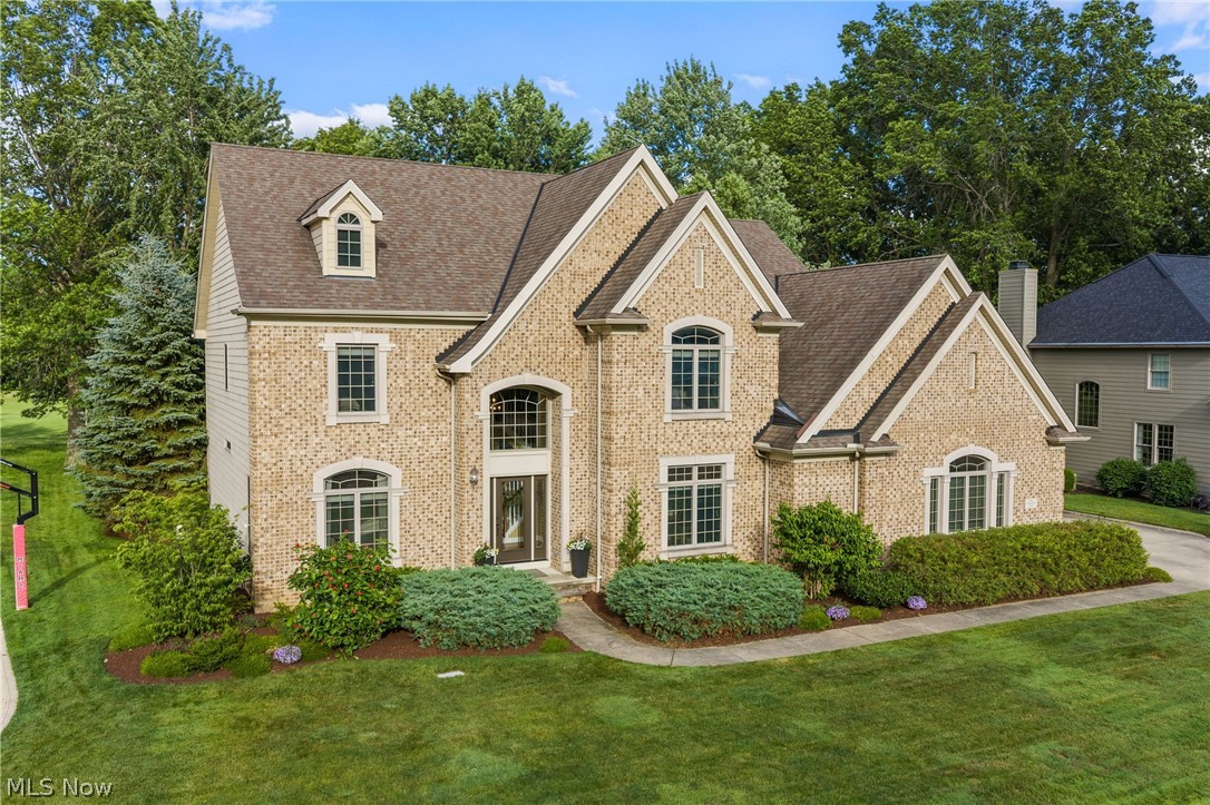 583 Legends Row Avon Lake OH 44012