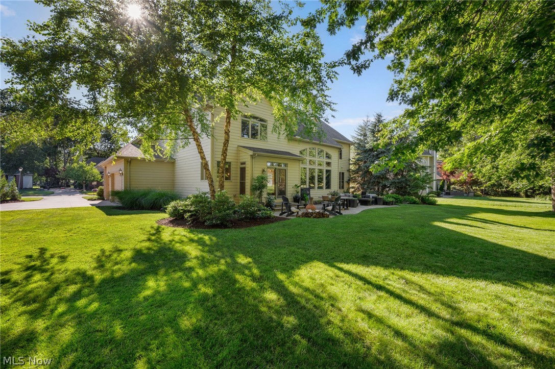 583 Legends Row Avon Lake OH 44012