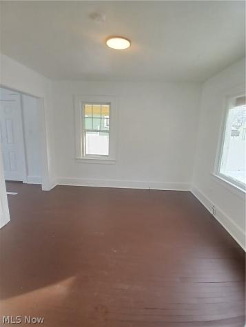 39 Hilton Avenue Youngstown OH 44507