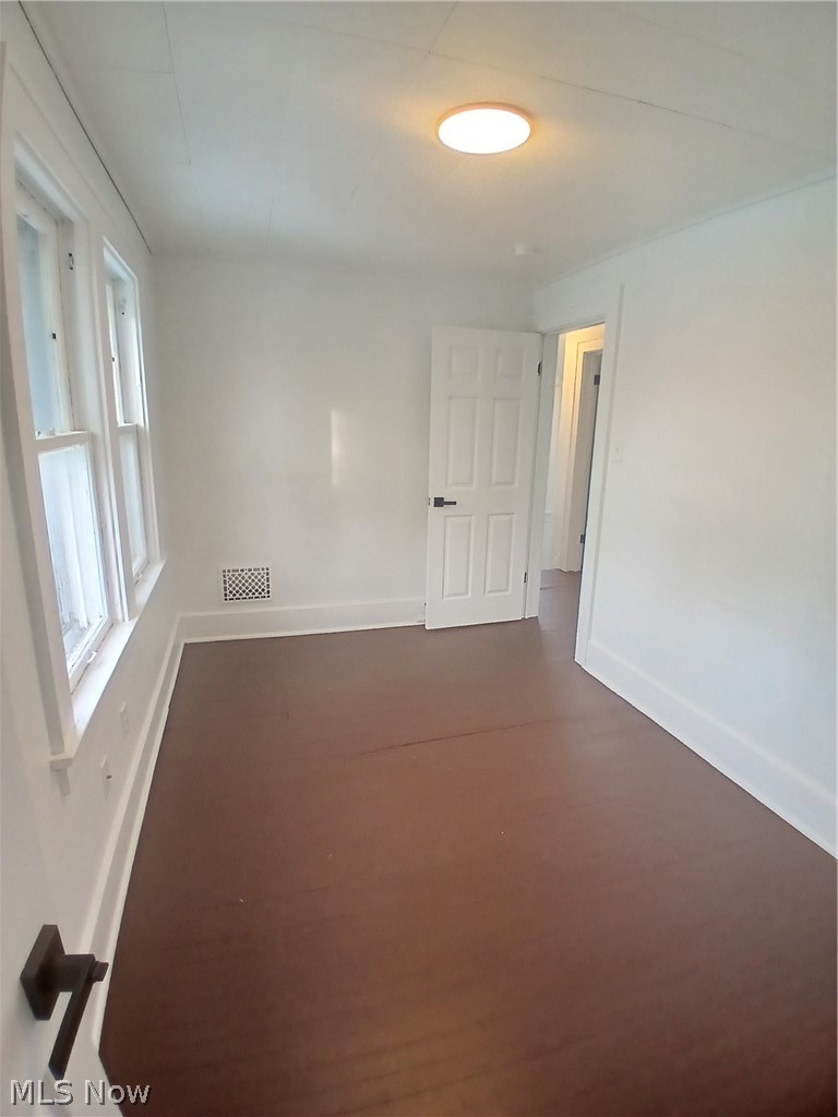 39 Hilton Avenue Youngstown OH 44507