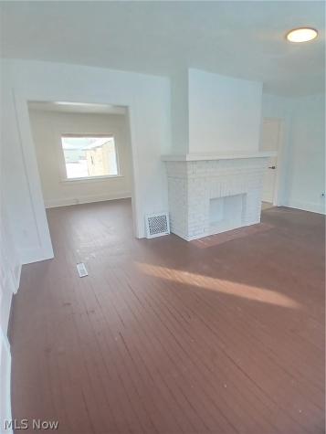 39 Hilton Avenue Youngstown OH 44507